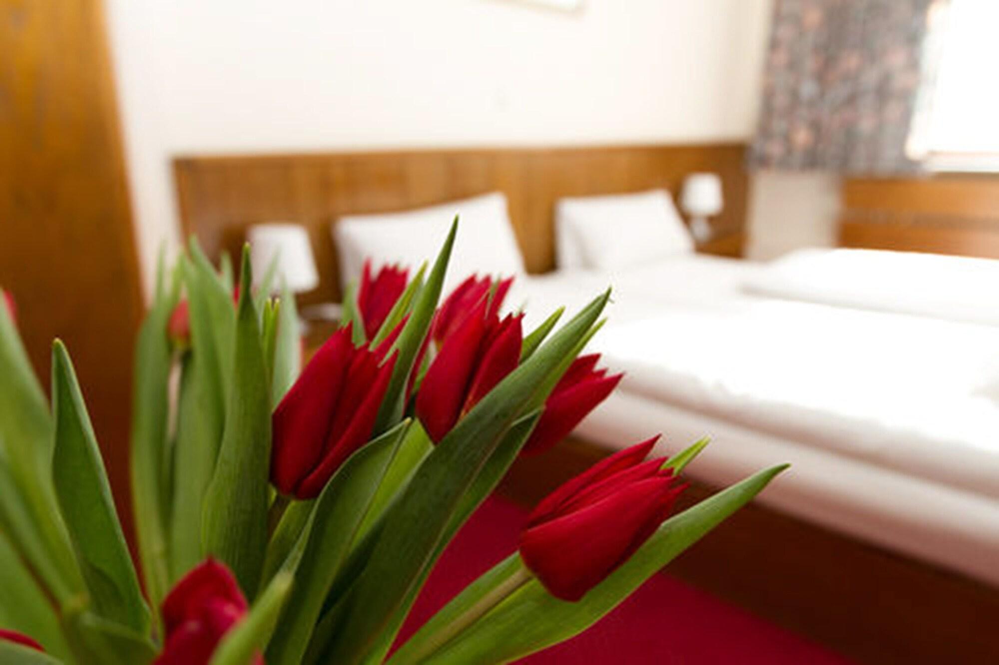 Hotel Spreewitz Am Kurfuerstendamm Berlin Bagian luar foto
