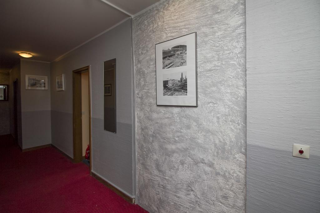Hotel Spreewitz Am Kurfuerstendamm Berlin Bagian luar foto