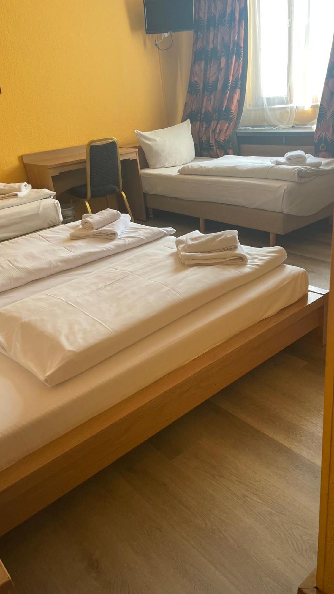 Hotel Spreewitz Am Kurfuerstendamm Berlin Bagian luar foto