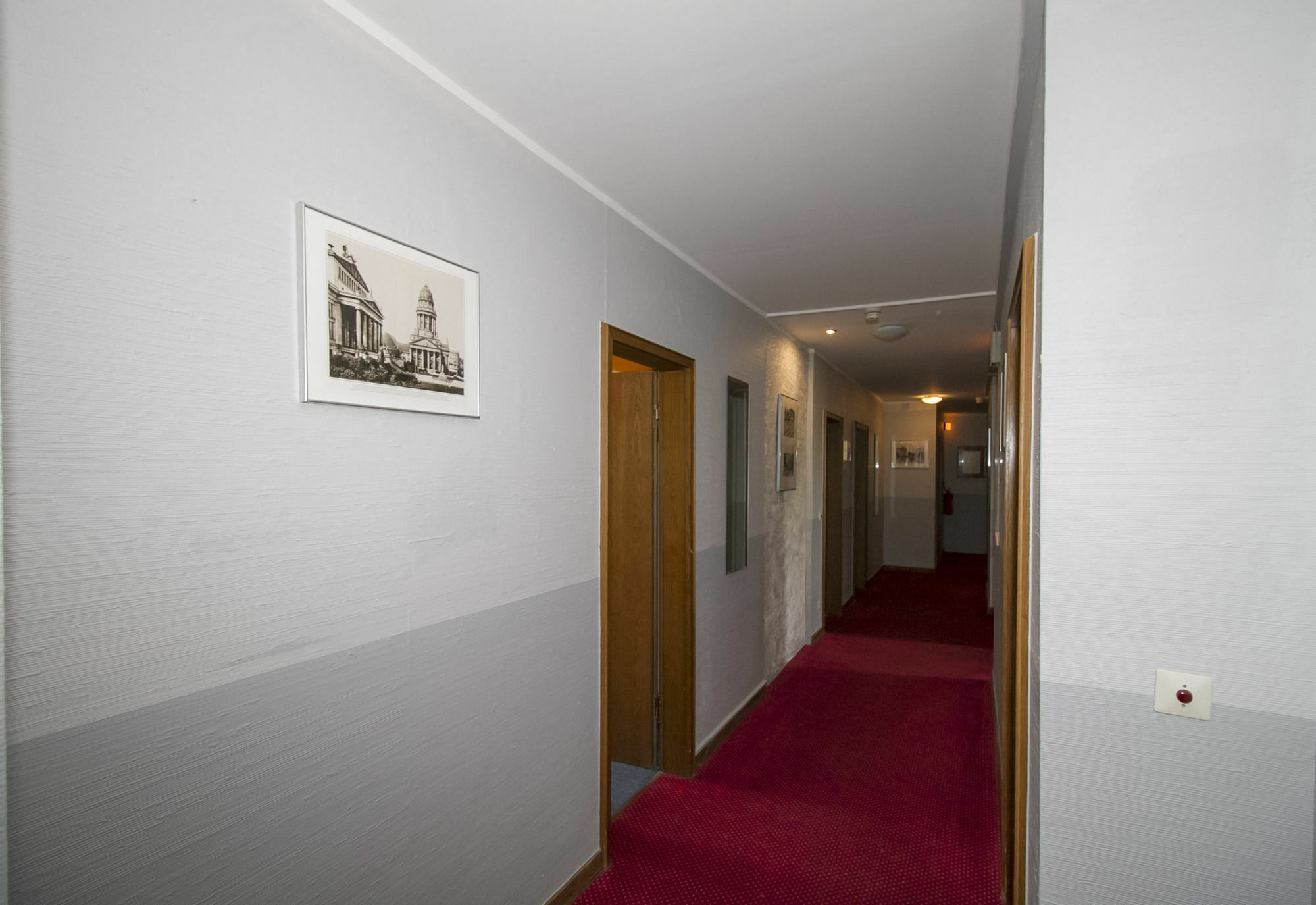 Hotel Spreewitz Am Kurfuerstendamm Berlin Bagian luar foto
